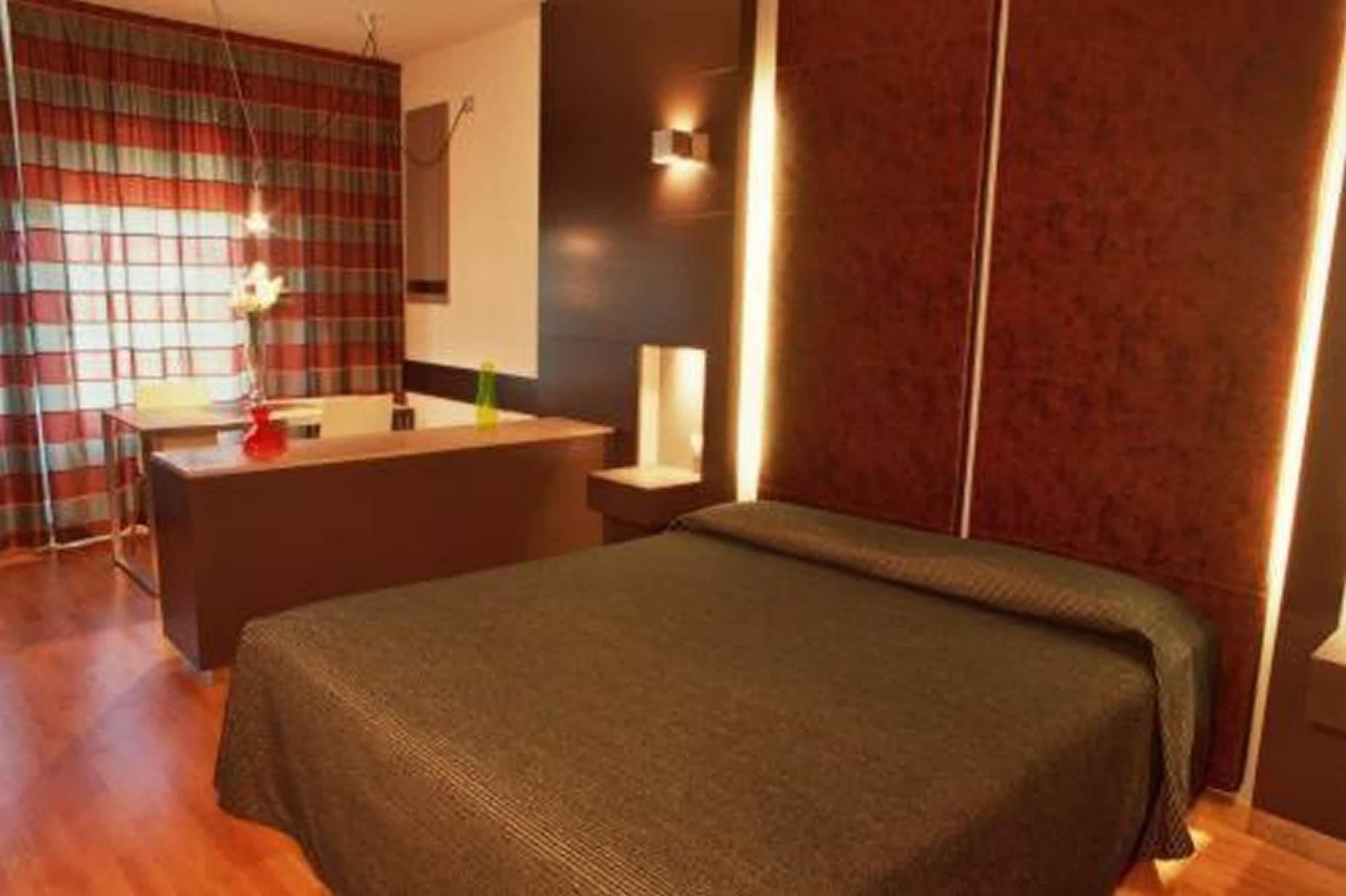 Wall Art Hotel & Residence Prato  Esterno foto